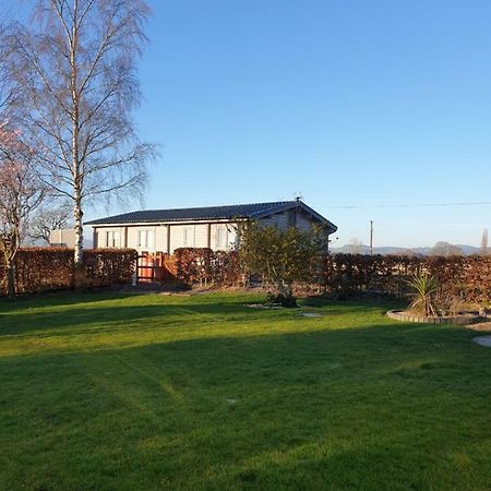 Ruth'S Retreat Country Retreat With Private Hot Tub Shrewsbury Exterior foto