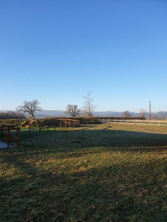 Ruth'S Retreat Country Retreat With Private Hot Tub Shrewsbury Exterior foto
